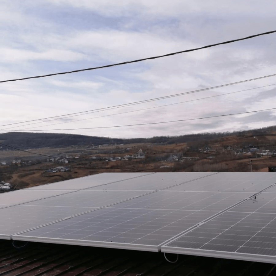 Montaj sistem fotovoltaic 8kw trifazat on-grid