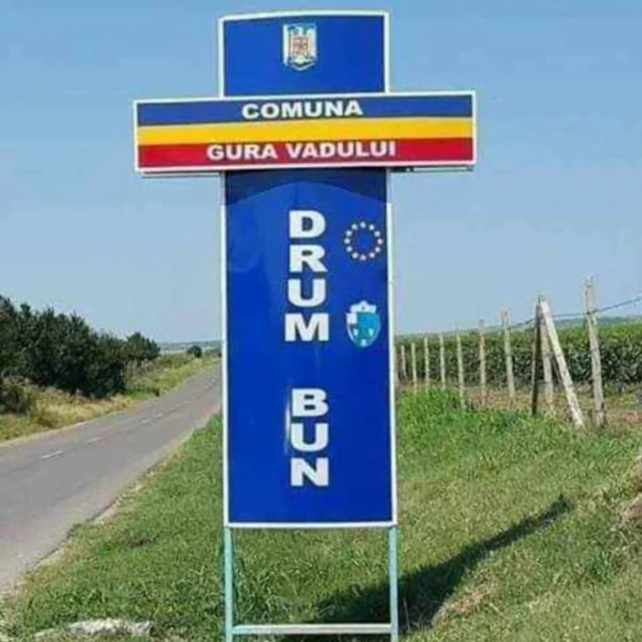 Totem intrare iesire localitate din tablă