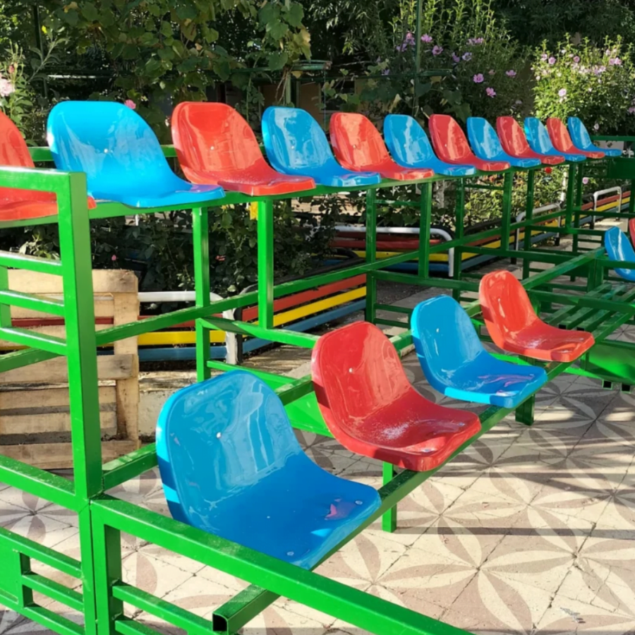 Tribuna spectatori 20 locuri