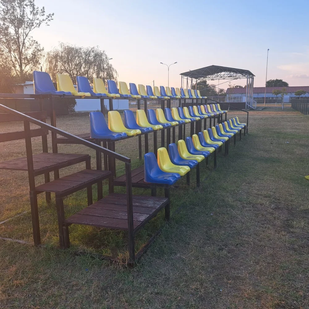 Tribună spectatori 60 locuri
