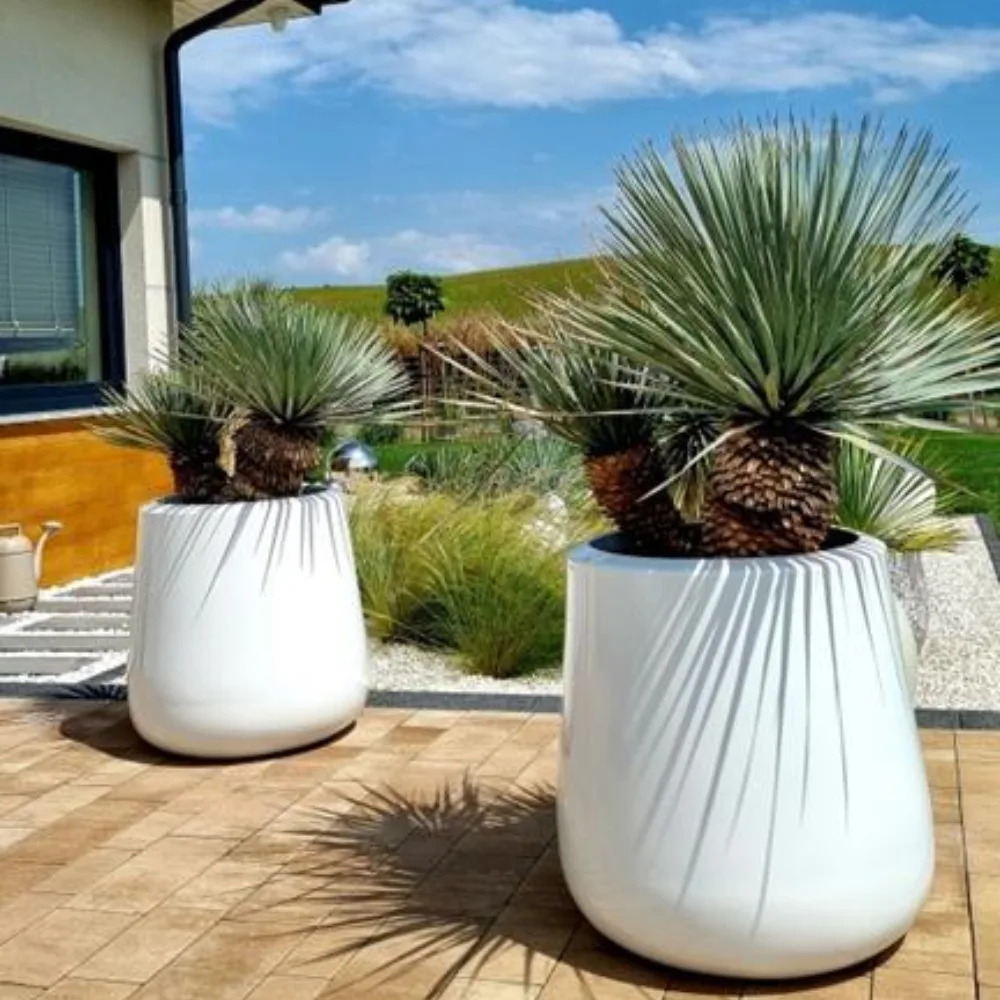 Ghiveci Rotund Bombat, Alb, Fibra de Sticlă (⌀67 cm x H70 cm)