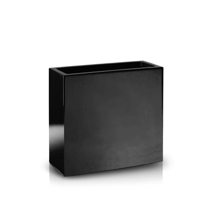Jardiniera Flori, Negru, Fibra de Sticla (Ø 55×28 cm / H 60 cm) - realizat din fibră de sticlă, un material cunoscut pentru rezistența și eleganța sa.