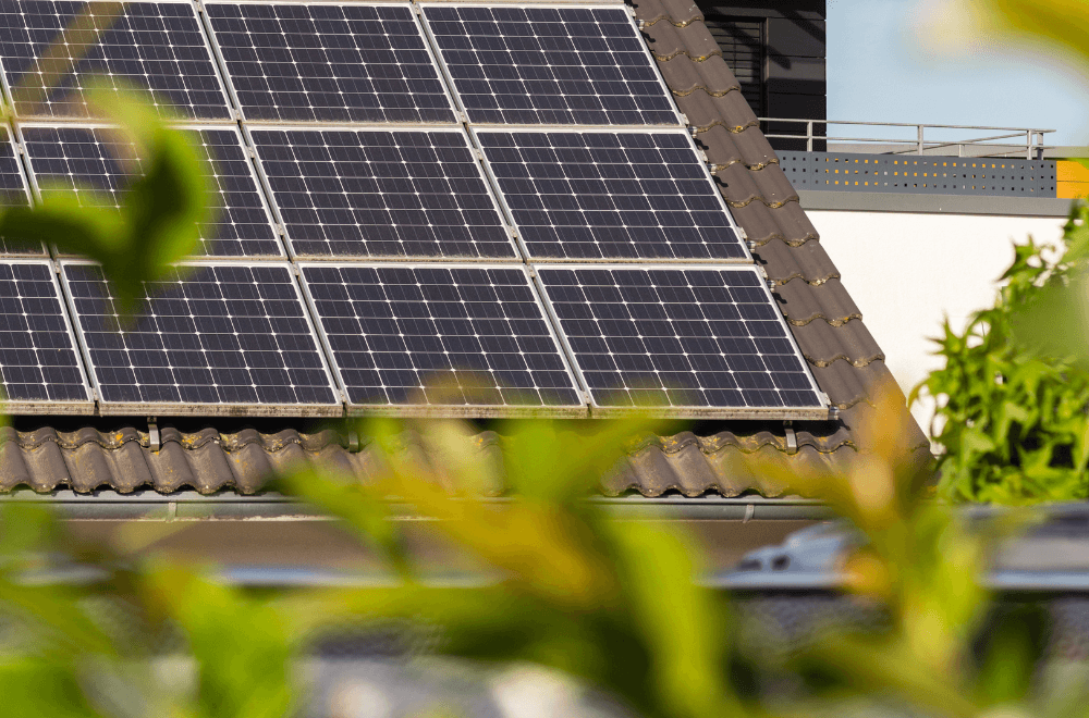 Ghid complet: Cum să alegi cel mai bun sistem fotovoltaic pentru casa ta